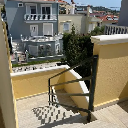 Apartamento Peters Iraklitsa