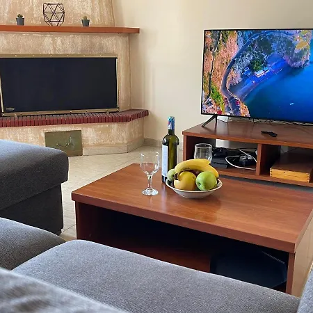 Peters Iraklitsa Apartment